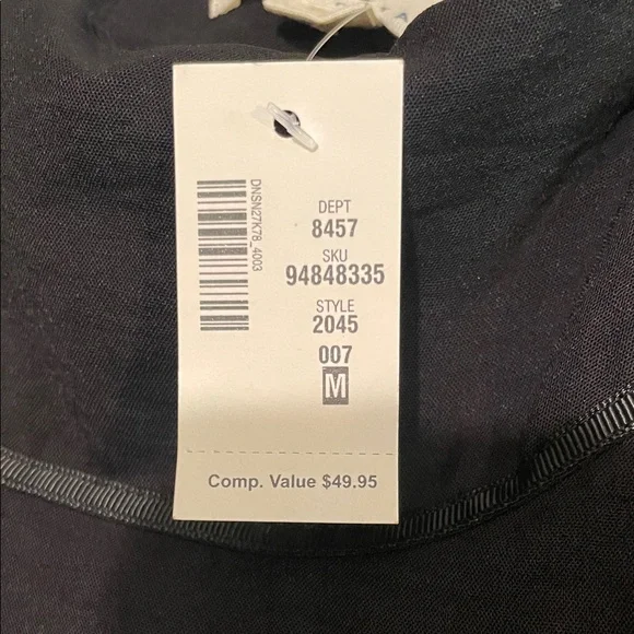 Elegant Black Skirt - Picture 3 of 6